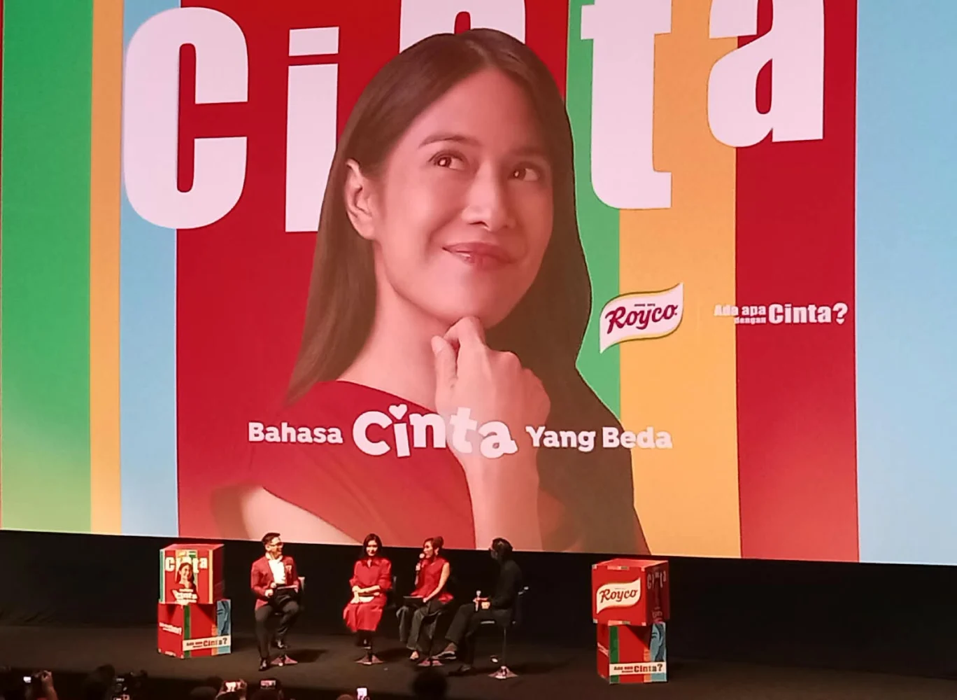 Lewat Film Pendek AADC, Royco Ajak Ungkapkan Bahasa Cinta lewat Omelette